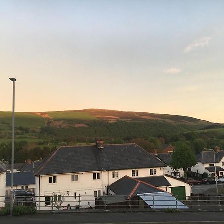 라야더 Bryn Derwen B&B 외부 사진