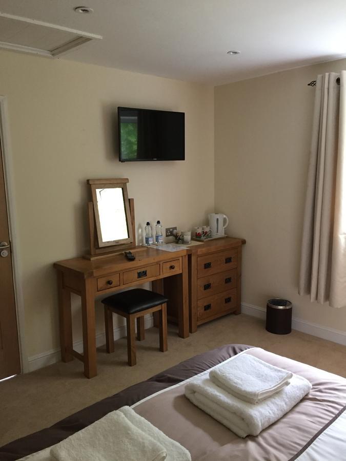라야더 Bryn Derwen B&B 외부 사진