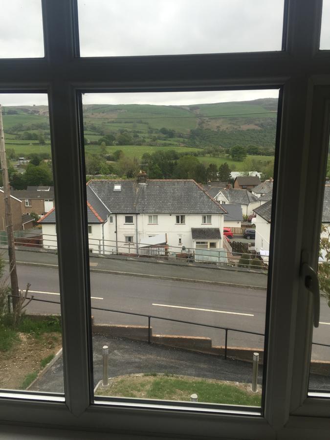라야더 Bryn Derwen B&B 외부 사진